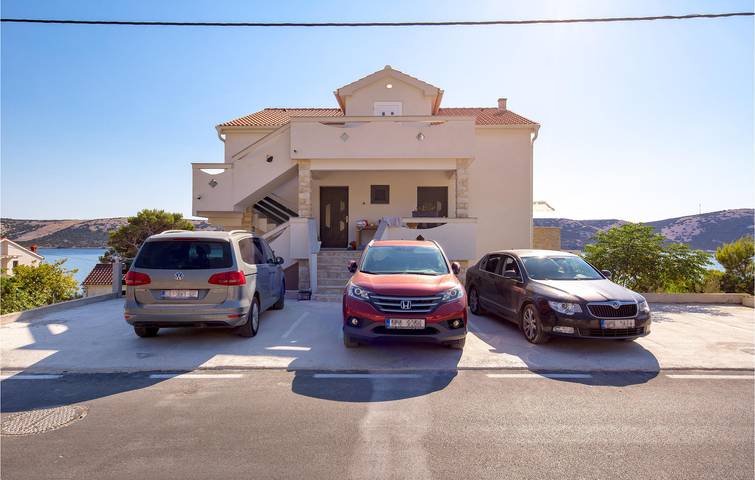 Vakantiewoning voor 4 personen, met Terras in Novalja