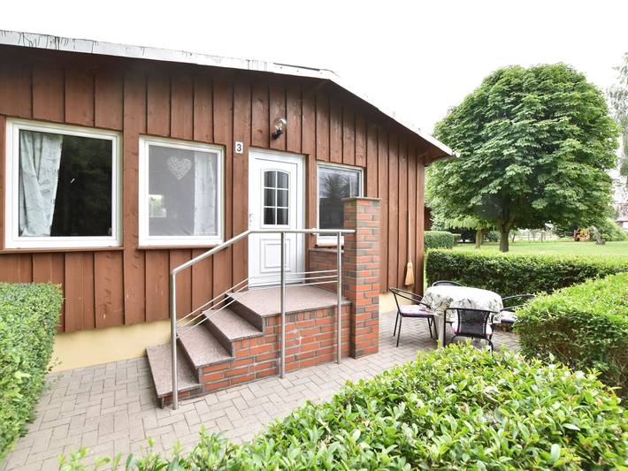 Bungalow für 4 Personen, mit Terrasse und Garten in Timmendorf