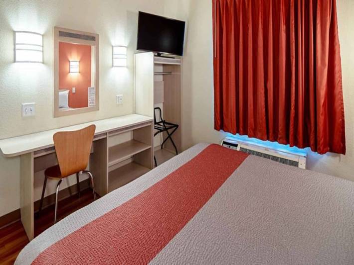 Ganze Wohnung, 1 Kingsize-Bett | Barrierefrei | Dusche | Nsmk in Anchorage, Alaska
