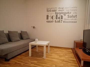 Holiday Apartment for 5 People in Eixample, Barcelona, Photo 3