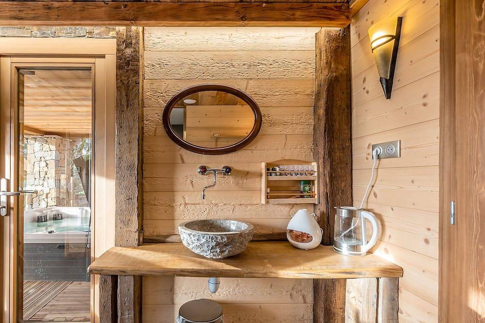 * Neu * Chalet \"Unter Dem Felsen\" 14 Pers - Sauna, Spa, Pool, Kino, Disco in Le Tholy, Épinal und Umgebung