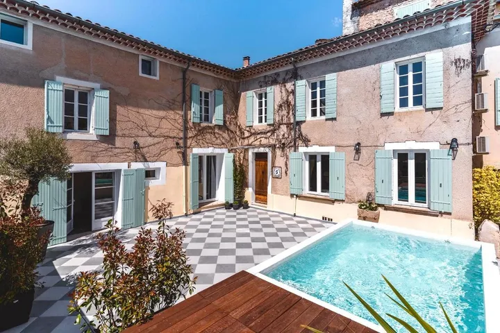 Chalet para 12 personas, con piscina y jardín - 1