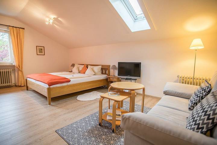 Ferienwohnung für 2 Personen, mit Garten und Ausblick in Füssen - 2