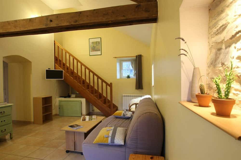 Casa acogedora con jardín privado, terraza y vistas al valle in Saint-Lô, Región de Saint-Lô