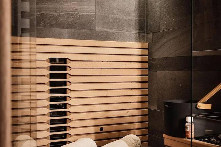 Ferienhaus für 2 Personen, mit Sauna und Whirlpool im Lechtal