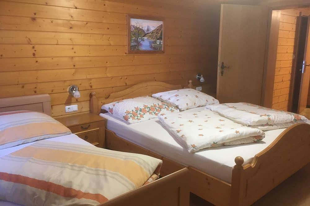 Ferienwohnung 2 - Planerhof in St. Veit in Defereggen, Bezirk Lienz