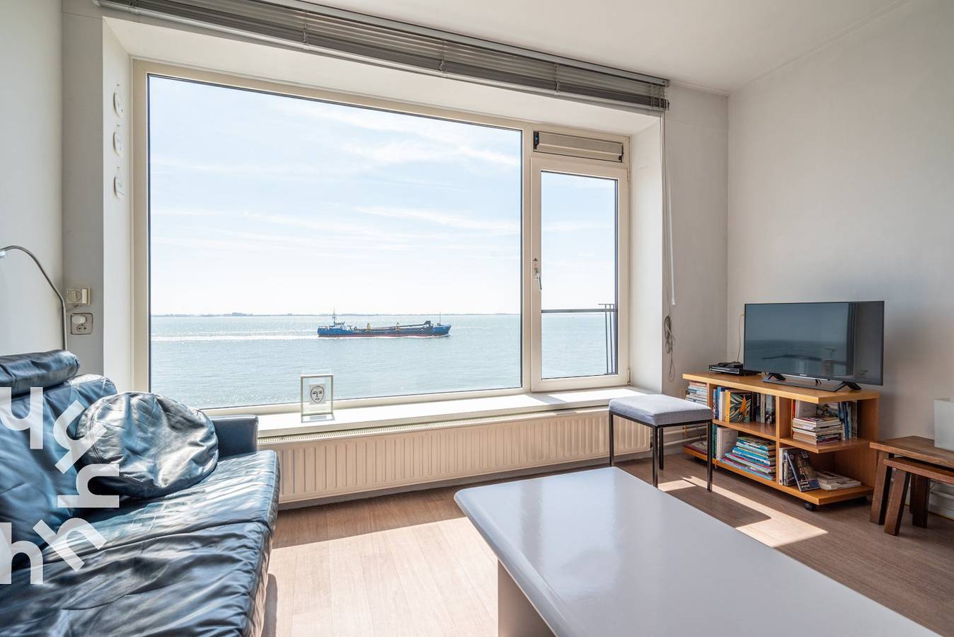 Ganze Wohnung, 4-Personen-Wohnung mit einzigartigem Blick über den Vlissingen-Boulevard und die Nordsee in Vlissingen, Walcheren