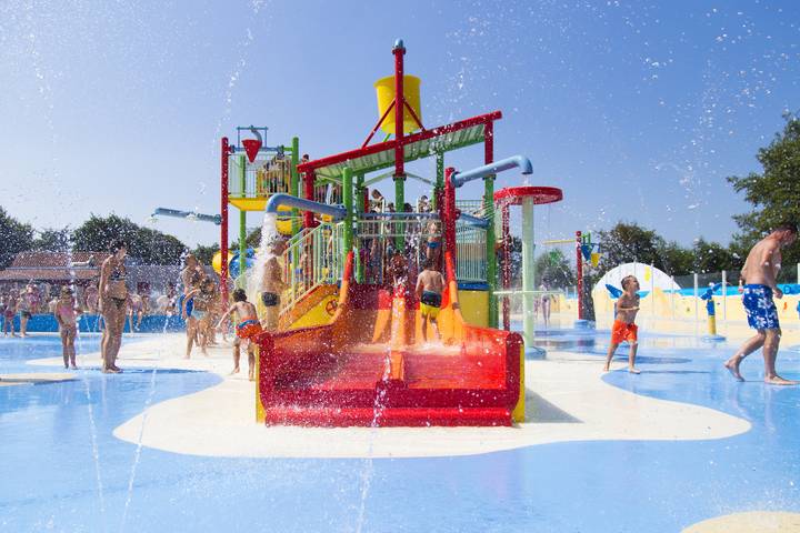 Lodge für 4 Personen, mit Terrasse und Balkon/Terrasse in Burgh-Haamstede - 3