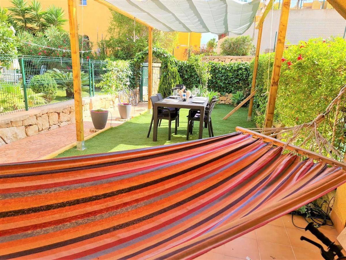 Ganze Wohnung, Apartamento con hermoso jardín y Ac in Cartagena, Cordillera Penibética