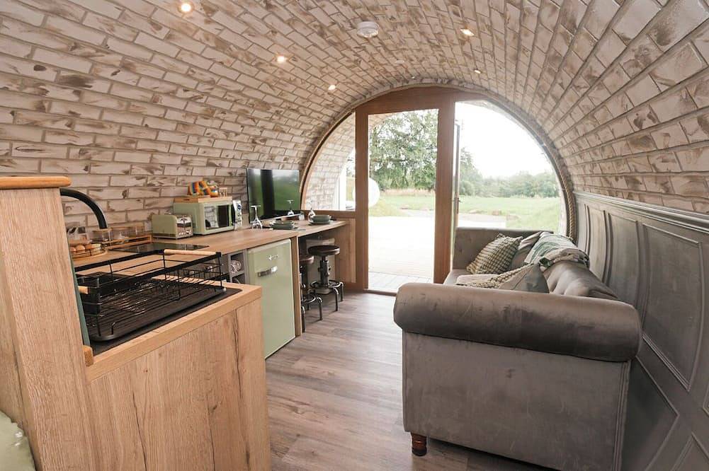 Lily's Pad  cabin, built into the side of a hill in the beautiful countryside in Falkirk, Scotland