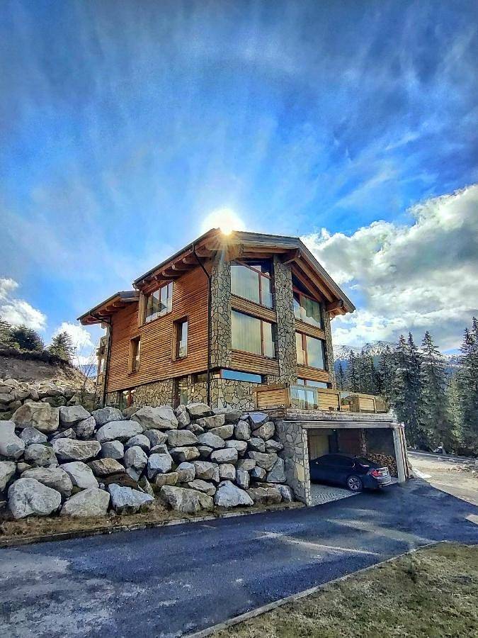 Apartament wakacyjny dla 12 osób, z Balkon i Jacuzzi oraz Taras i Sauna w Demianowska Dolina