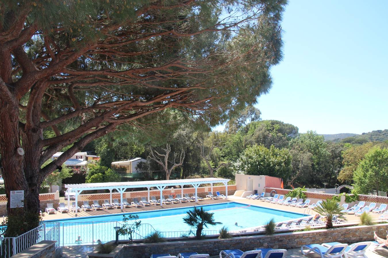 3 Bedroom Mobile Home Sleeps 6 - Pools - Garden in Gassin, Région de Draguignan