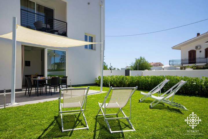 Appartamento per 4 persone, con vista oceano e giardino in Arenella