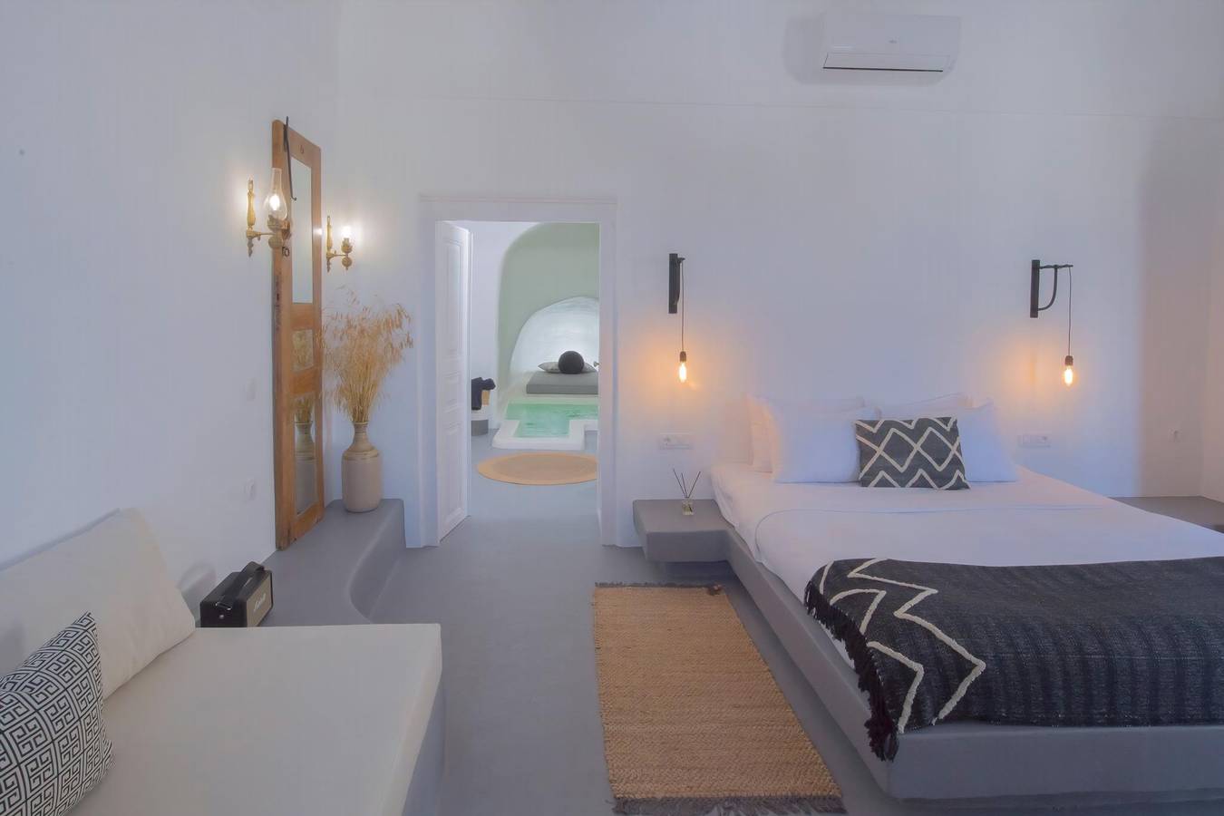 Luxury Santorini Suite | Signature Suite | 1 Bedroom | Terrace with Stunning Sea Views in Exo Gonia, Santorini