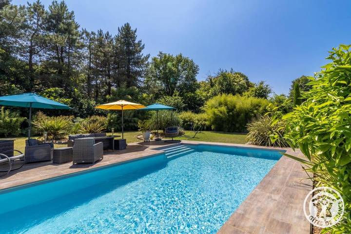 Location de vacances pour 6 personnes, avec piscine ainsi que jardin et vue à Angrie - 2