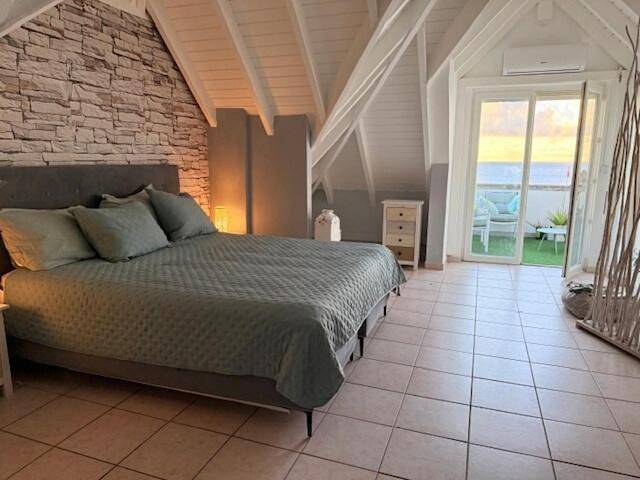 Gîte pour 4 personnes, avec piscine ainsi que terrasse et vue dans Friars Bay Saint Martin - 4