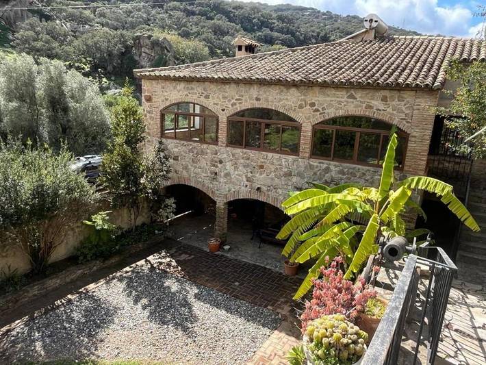 Casa rural para 10 personas, con Balcón y Terraza además de Jardín y Piscina en Jimena de la Frontera