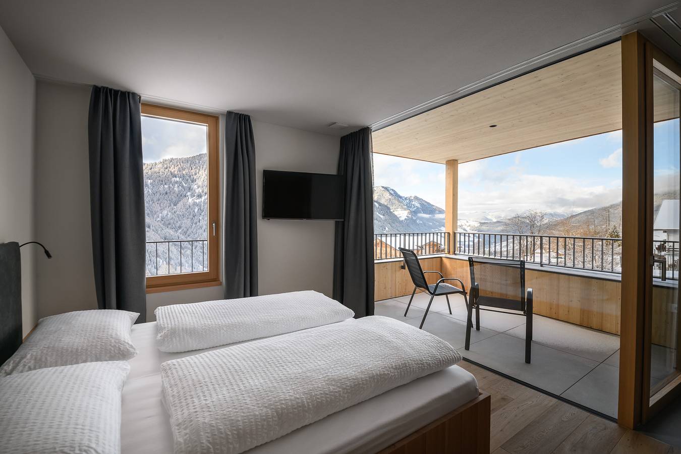 Apartamento entero, Apartamento 'Apartments Emilia 3' con vistas a la montaña, balcón y Wi-Fi in San Giacomo (Sankt Ulrich), Ortisei