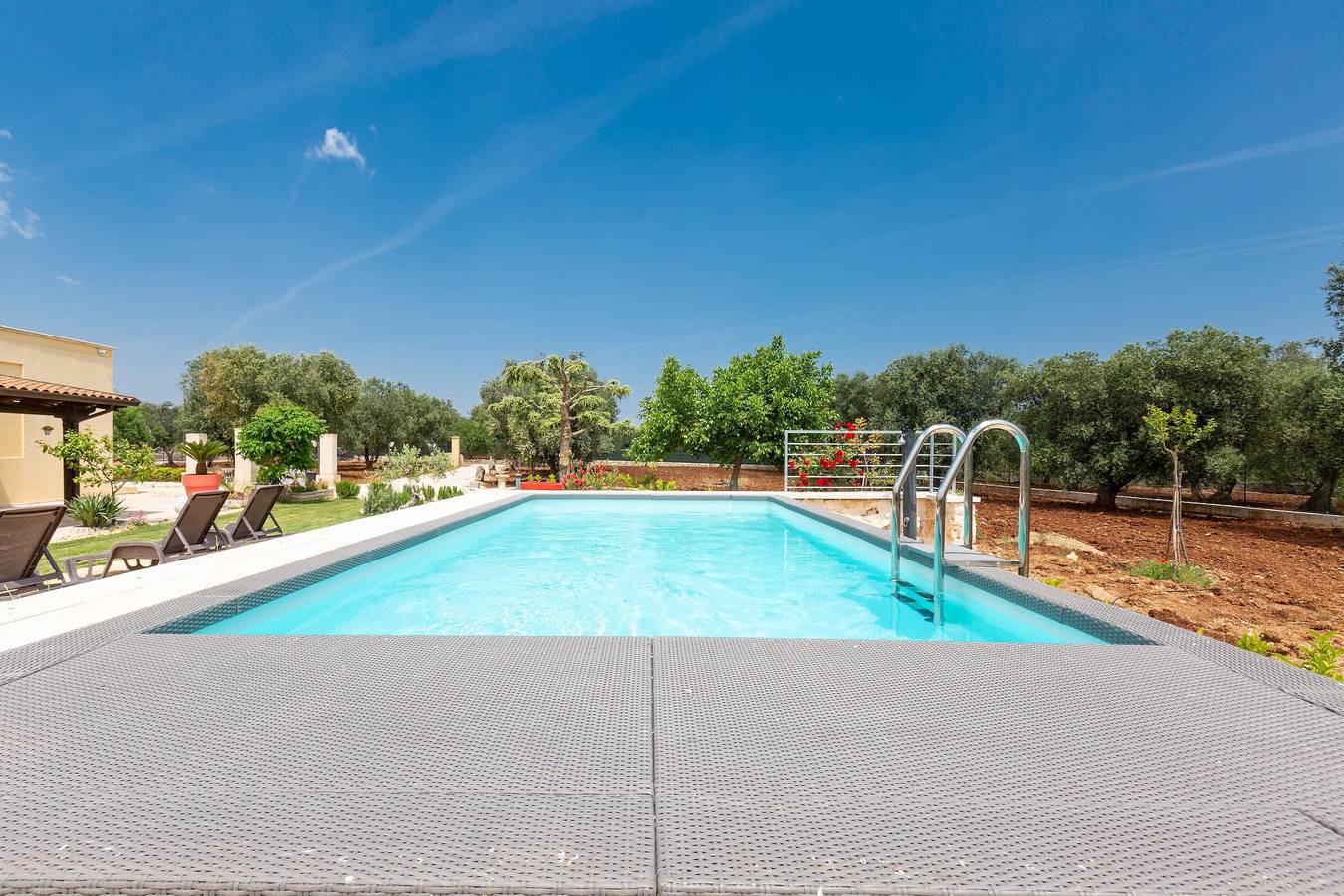 Trullo Nonna Pina by Barbarhouse in San Michele Salentino, Salento