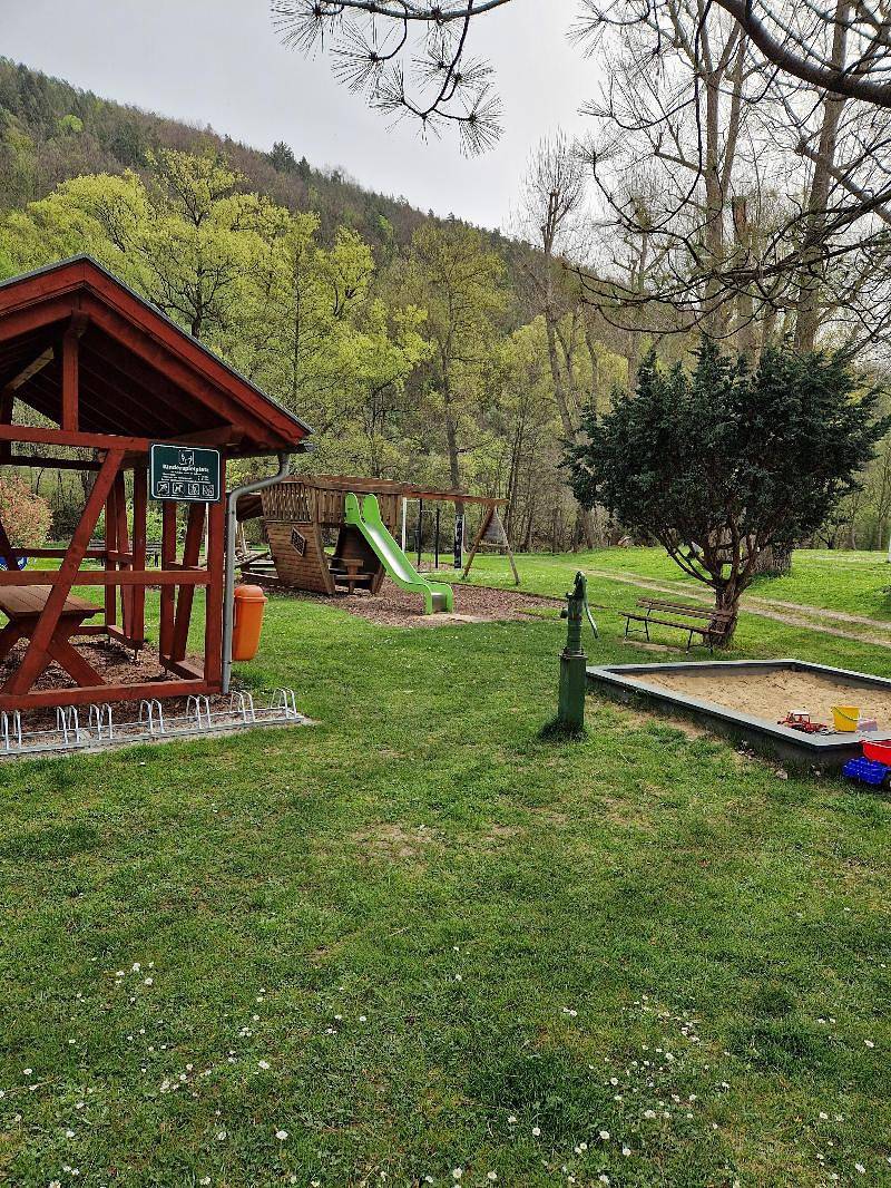 Ganze Ferienwohnung, Ferienhaus Reschwitzer Auszeit - Ferienhaus in Saalfelder Höhe, Saalfeld/Saale