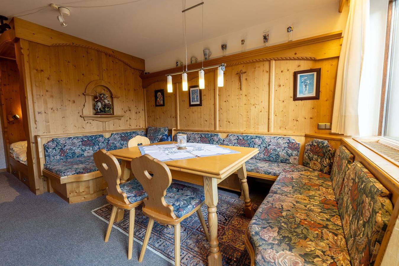 Geheel appartement, Vakantieappartement voor 4 personen met balkon in Königsleiten, Pinzgau