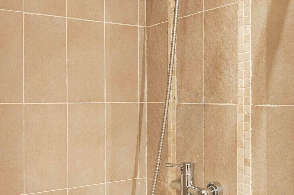 Appartement entier, Villa Reiala Plan-de-Cuques - Studio tout confort in Plan-de-Cuques, Côte méditerranéenne (France)