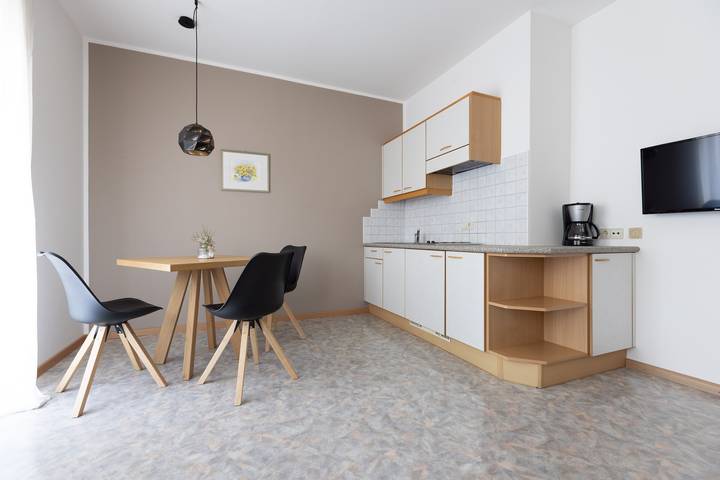 Holiday apartment for 3 people, with garden and balcony, with pets - 1