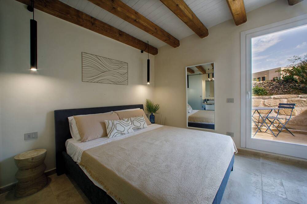 Ecce Homo - Salt Dwelling - Villa and Pool in Favignana City, Favignana