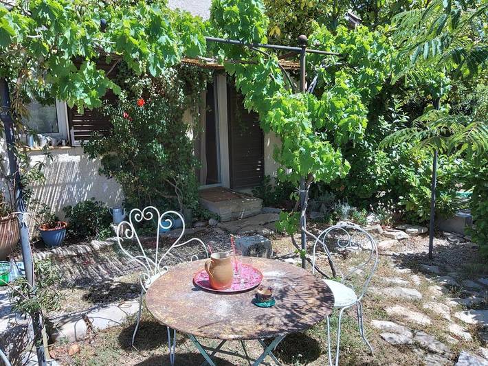 Location de vacances pour 5 personnes, avec jardin ainsi que balcon et vue à Châteauneuf-Val-Saint-Donat - 3