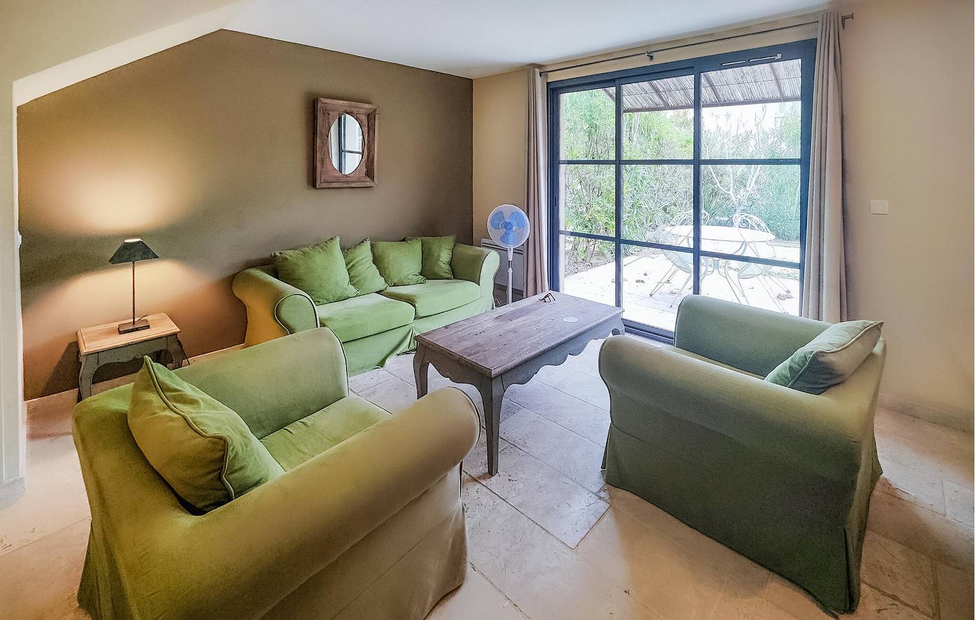 Appartement Garden Oasis près de Tournissan in Saint-Laurent-de-la-Cabrerisse, Région de Narbonne