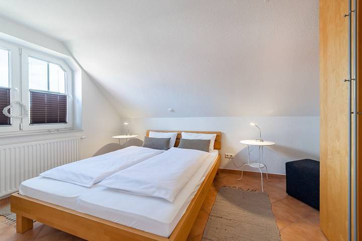 Ferienwohnung für 4 Personen, mit Balkon in Krummhörn - 3