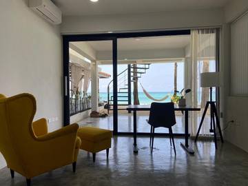 Maison d’hôte pour 2 personnes, avec terrasse ainsi que vue et jardin dans Chaloklum