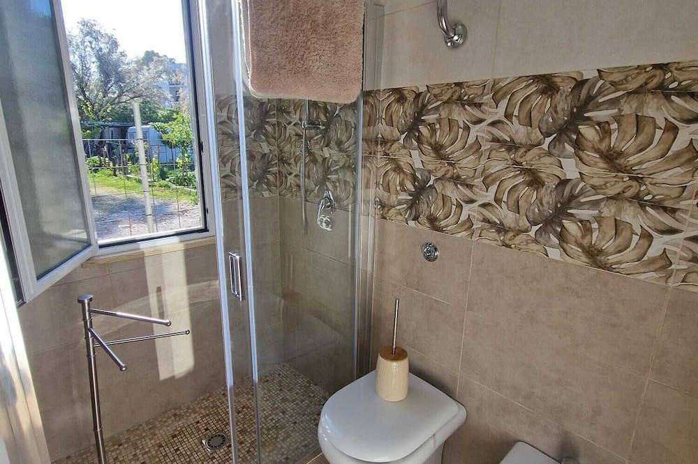 House sleeps 4 with garden by the sea in Licinella - Torre di Paestum, Cilento