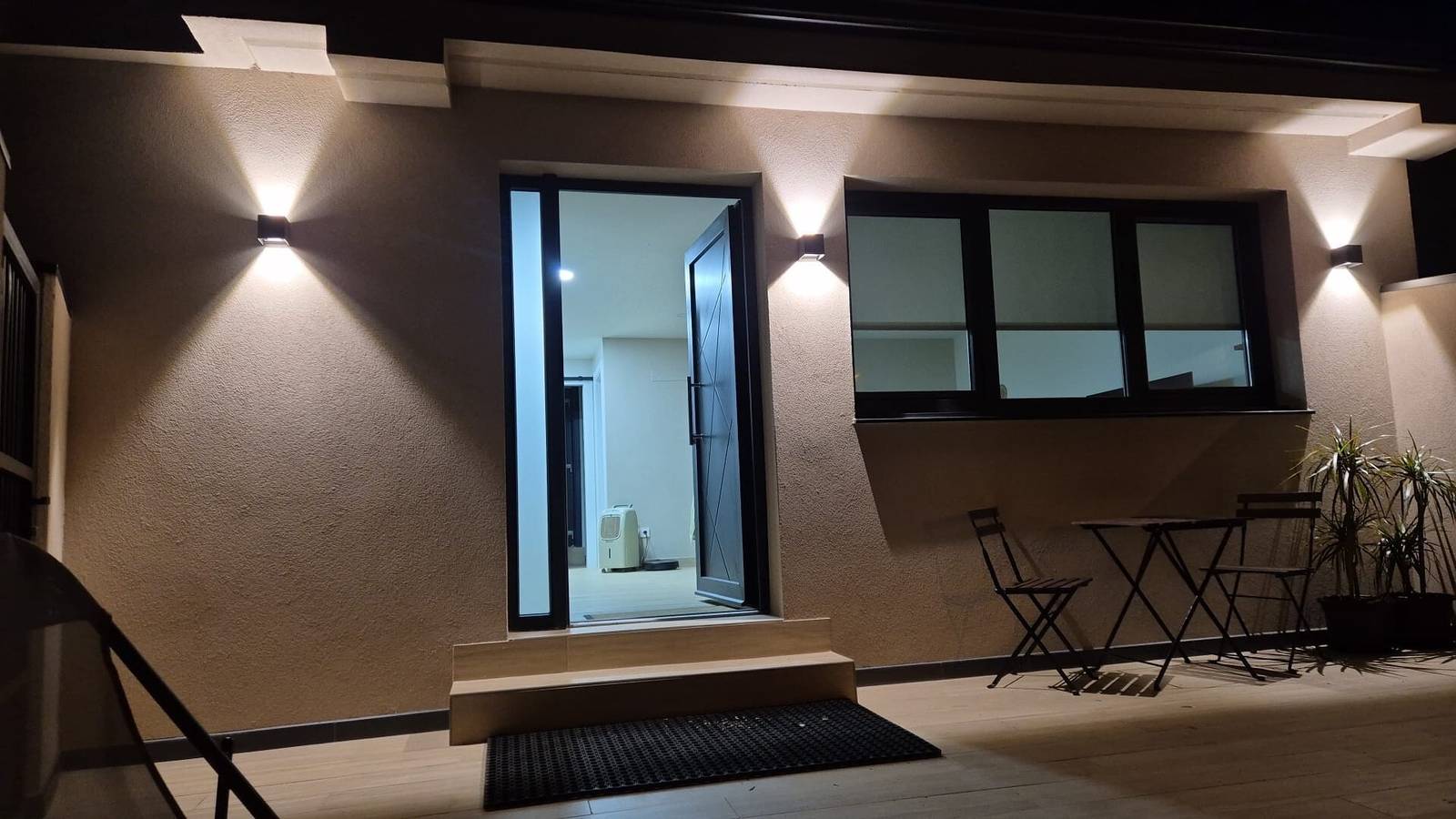Casa de vacaciones 'Muxia' con vistas a la montaña, terraza privada y Wi-Fi in Muxía, Costa de Galicia
