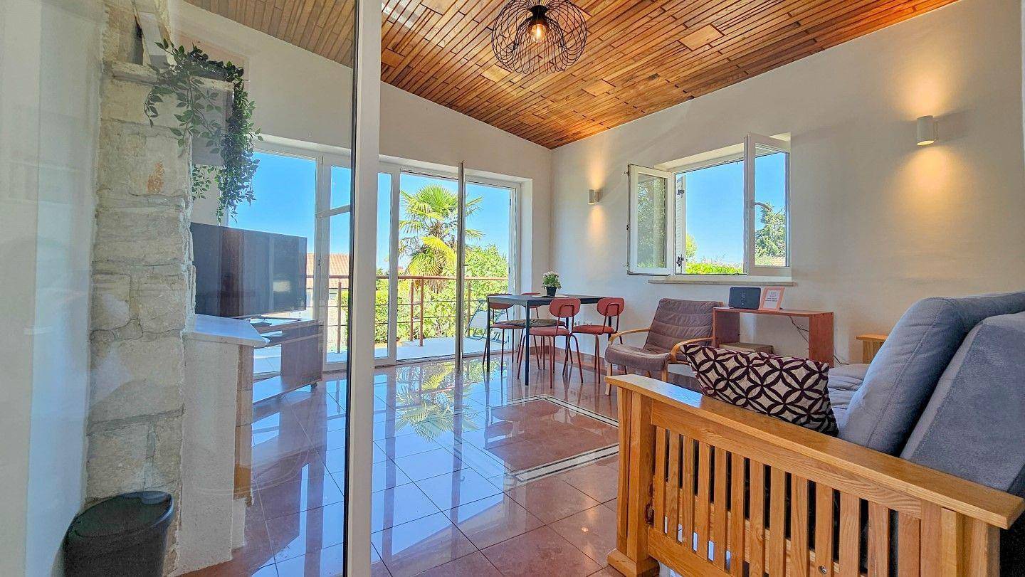 Ferienhaus "Casa Elza" direkt am Wasser in Dajla, Umag und Umgebung