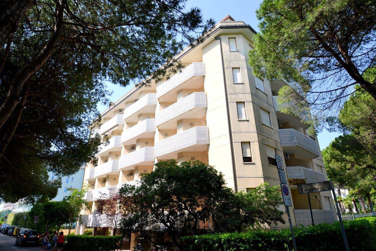 Apartamento entero, Residenz Horizon Zweizimmer-Wohnung B für 5 Personen in Bibione, San Michele al Tagliamento