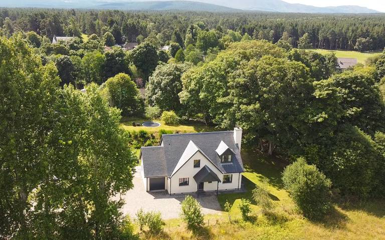 Villa for 10 people, with Garden in Scotland
