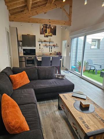 Gîte pour 4 personnes, avec terrasse à Cognac