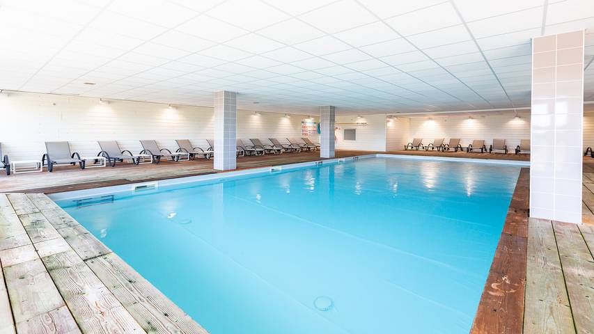 Gîte pour 4 personnes, avec Balcon ainsi que Terrasse et Piscine à Roz-sur-Couesnon