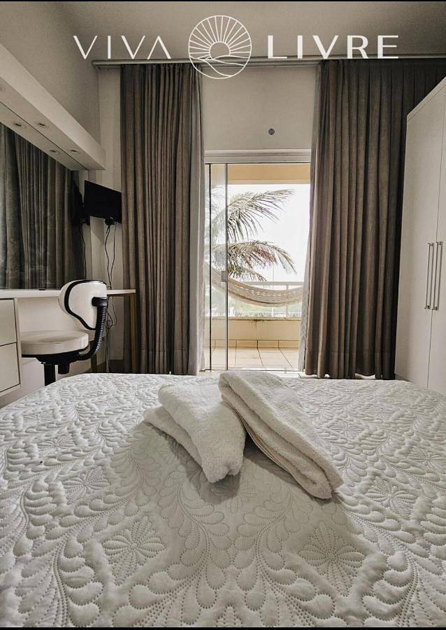 Casas e apartamentos de temporada para 2 pessoas, com vista e balcão em Navegantes