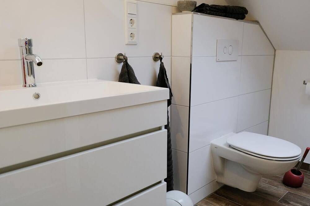 Ganze Wohnung, Ferienwohnung \"Haus Olekamp\" - Appartement/Fewo, Dusche, Wc in Wiefelstede, Ammerland