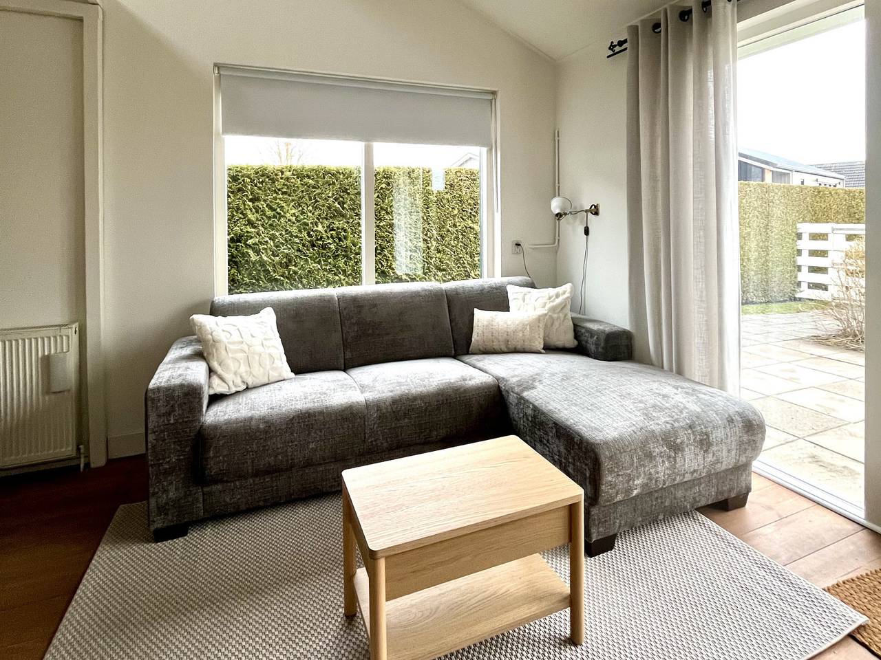 Comfortable 5-person bungalow on child-friendly holiday park on the coast in Friesland in Franekeradeel, North Sea Netherlands