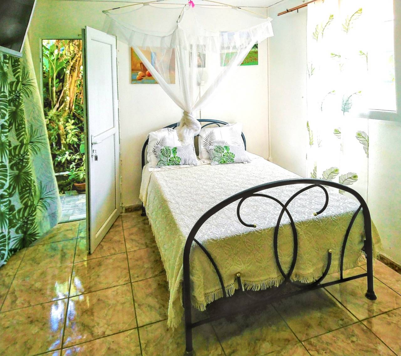 Ganzes Studio, Charmantes Studio in Fort-de-France mit Gartenblick - 38 qm in Martinique