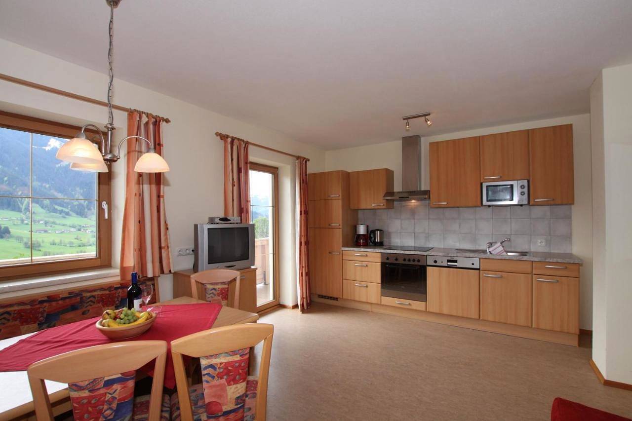 Ganze Wohnung, Standard Two-Bedroom Apartment with Balcony in Brixen im Thale, Kaisergebirge