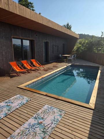 Ferienpark für 4 Personen, mit Garten und Pool sowie Ausblick in Portugal