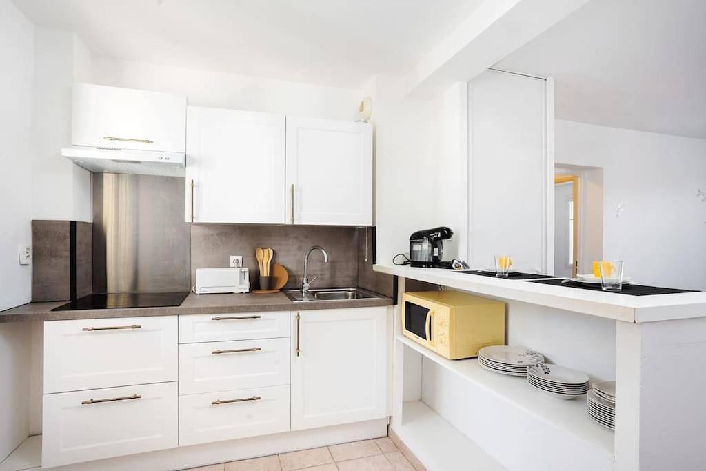 Appartement entier, Le Pompidou : Wifi - Parking gratuit - Jardin in Combs-la-Ville, Seine-et-Marne