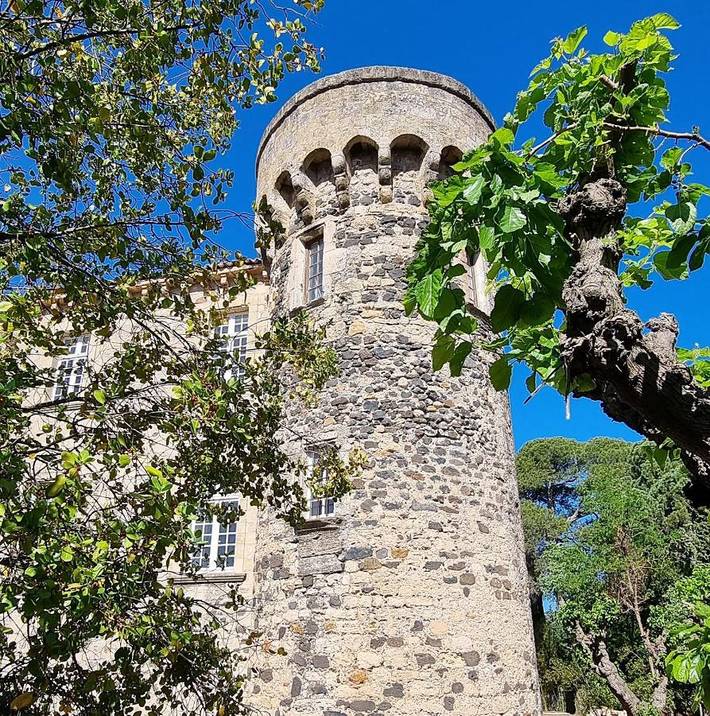 Chambre d’hôte pour 2 personnes, avec terrasse et jacuzzi ainsi que piscine et jardin à Cazouls-d'Hérault