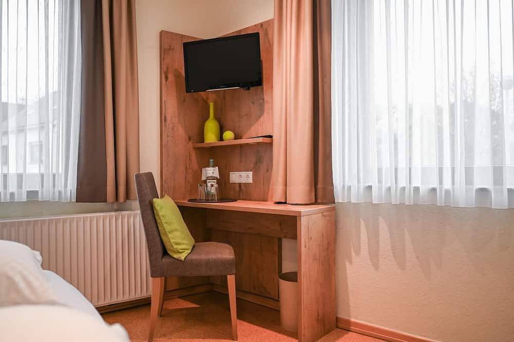 Doppelzimmer Eifel-Land Dusche/Wc - Eifelhotel Fuchs in Boos (Eifel), Boos