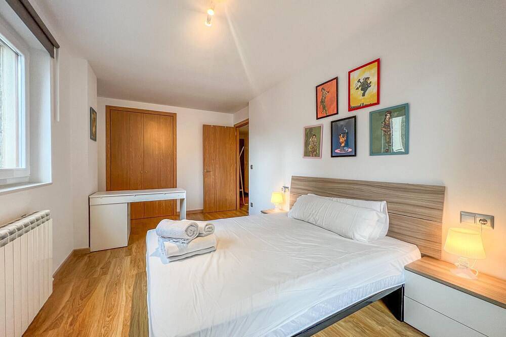 Apartamento entero, Apartamento acogedor con 3 habitaciones en Arinsal y parking in Arinsal, Pal Arinsal