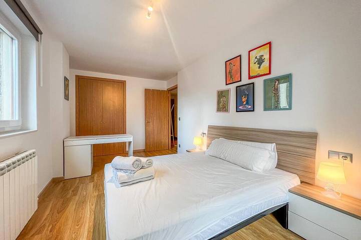 Ganze Wohnung, Gemütliche 3-Zimmer-Wohnung in Arinsal mit Parkplatz in Arinsal, Pal Arinsal